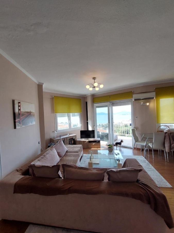 Bright View Apartment PalaiónTsiflíkion Exteriör bild