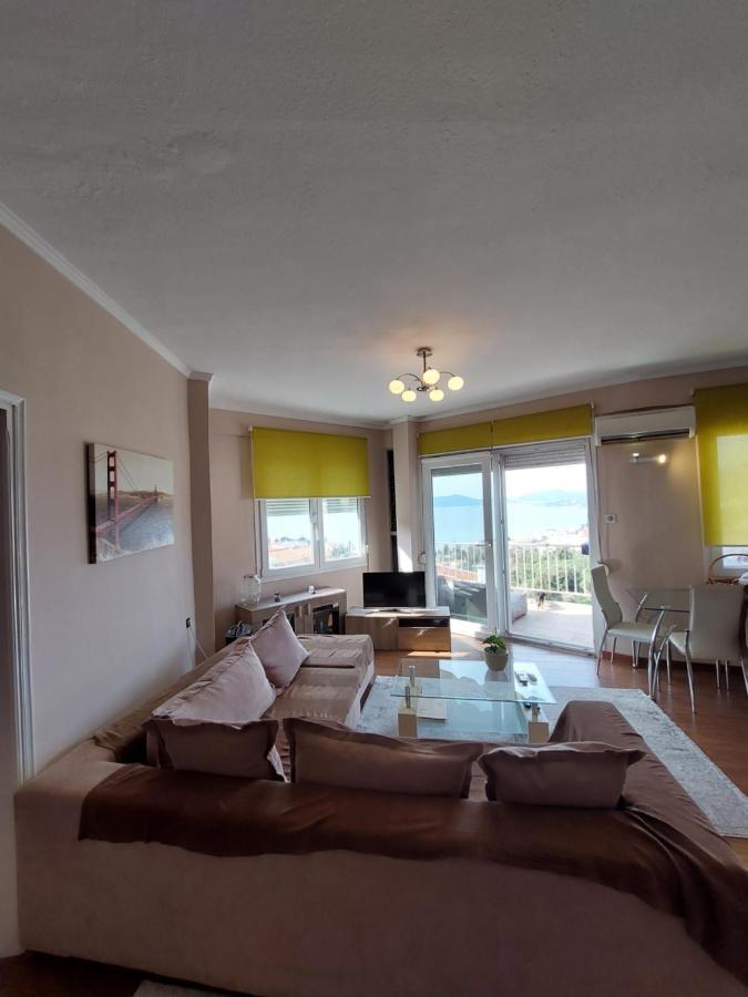 Bright View Apartment PalaiónTsiflíkion Exteriör bild